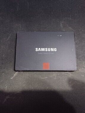 Samsung 860 PRO 1TB 2.5" SATA V-NAND SSD Tested, Wiped - MZ-76P1T0